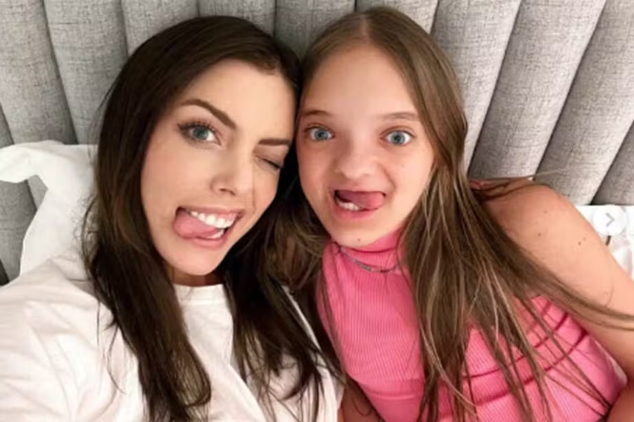 Chocant2: Querida filha de Robert0 Justus!! acaba de ser diagnosticada com câncer de… Ver mais