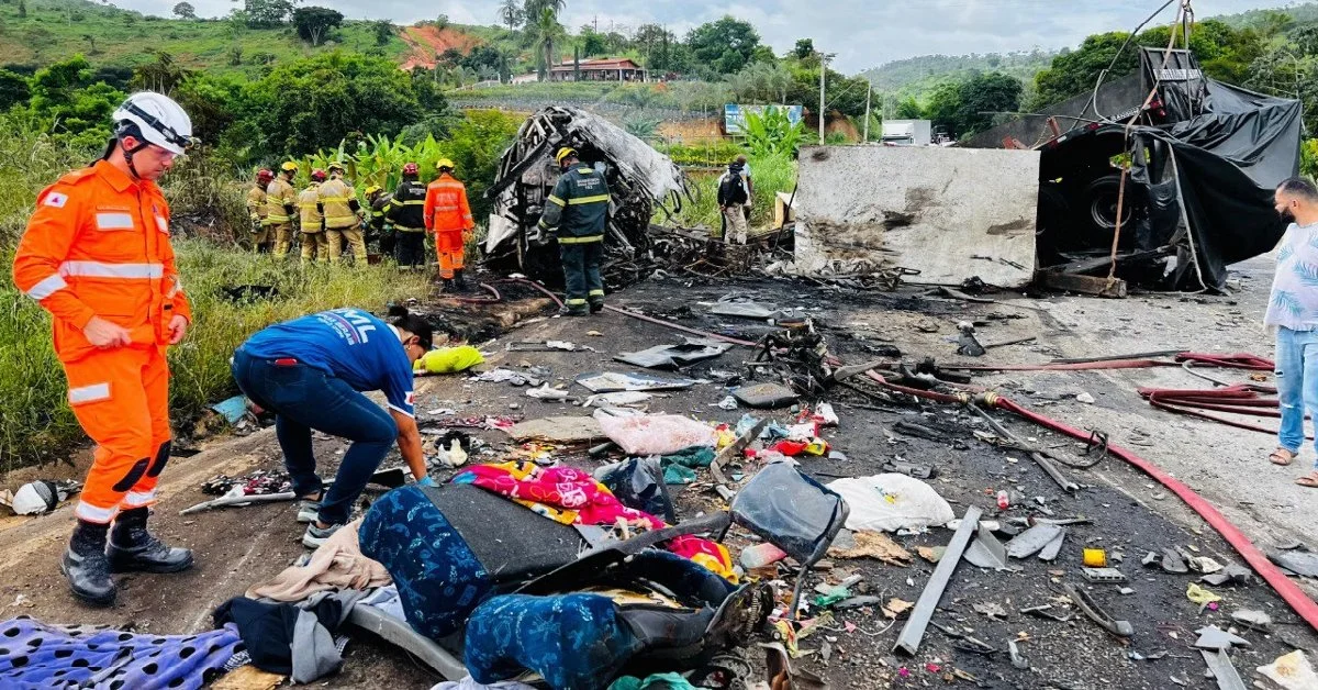 Gravíssim0 acident3 deixa 39 m0rtos na regiã0 de…veja mais