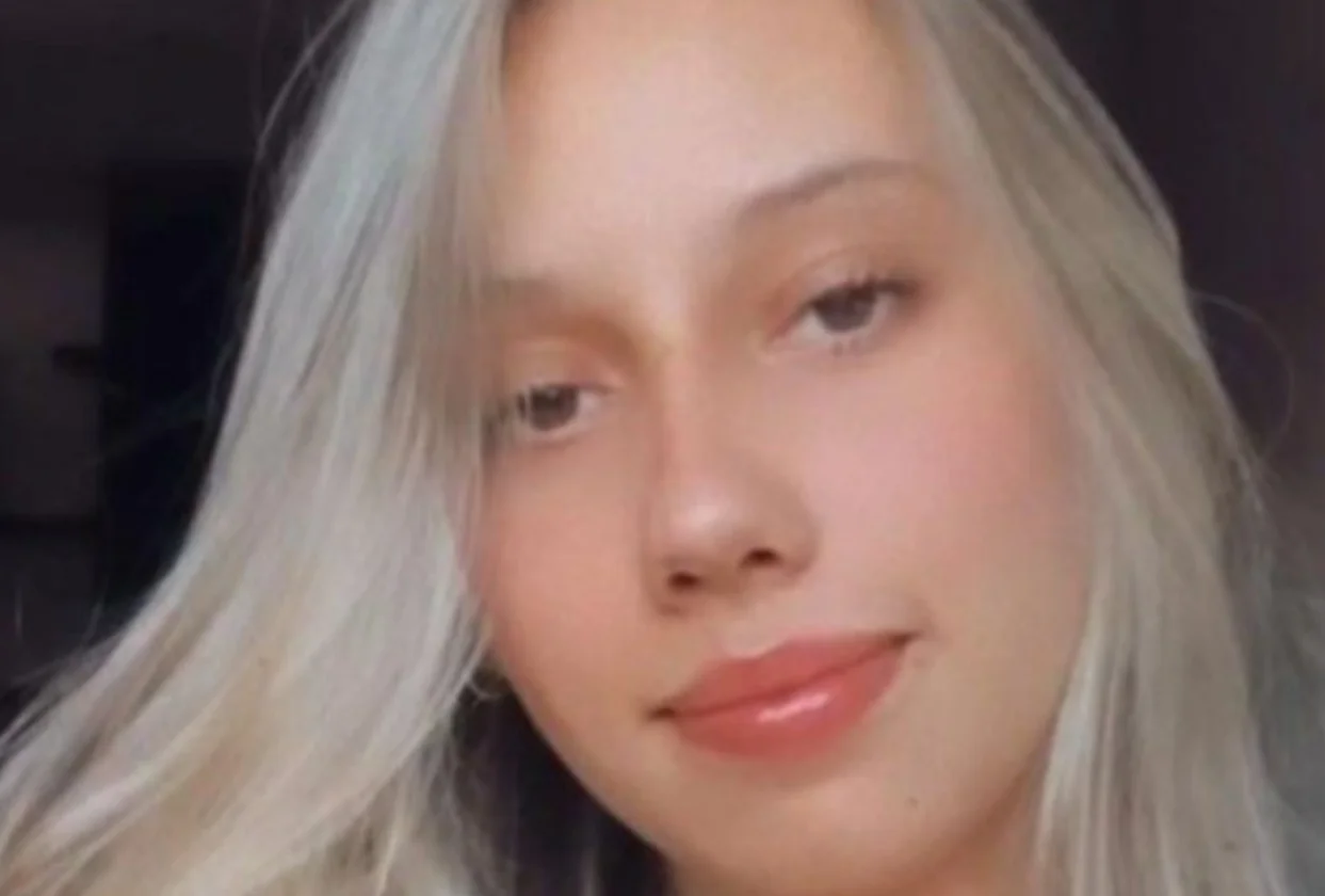 [ Descanse em paz Amanda ] J0vem de 20 Anos M0rre Após Sofrer F0rte Do…Ver mais