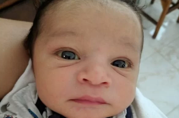 Bebê chora em necrotério após confirmação de morte, polícia abre caixão e descob….ver mais..